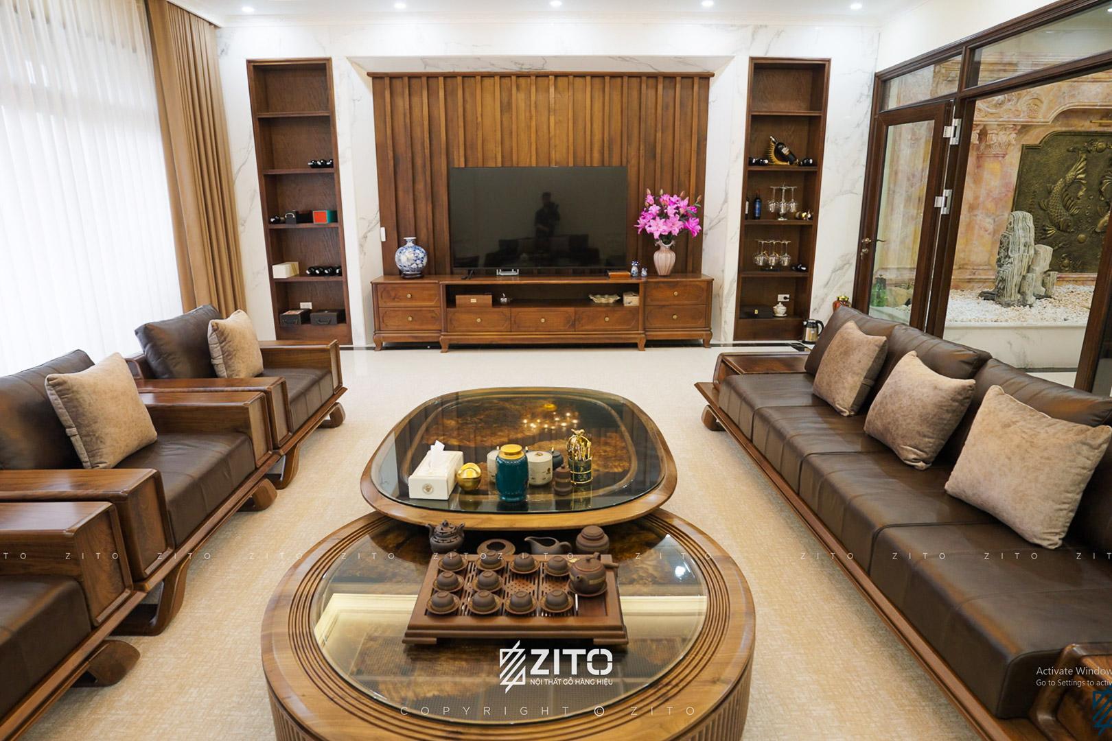 ZG 182 được trang bị bàn tròn kẹp 2 món độc đáo, tạo sự linh hoạt và tiện nghi cho không gian phòng khách